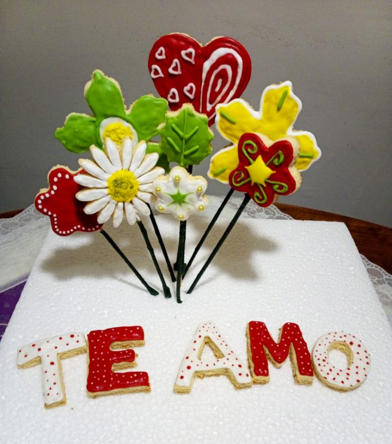 Ramo de Flores de Galleta