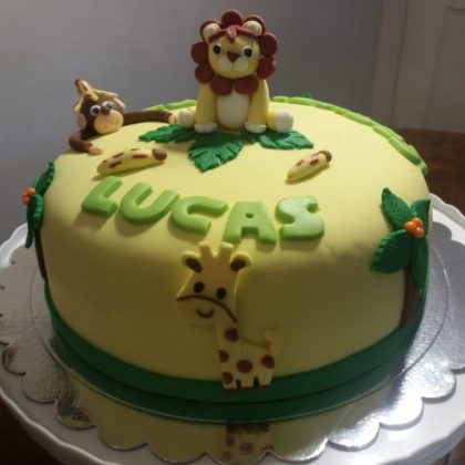 Torta de Bizcocho Ganache crema frambuesa cumpleaños