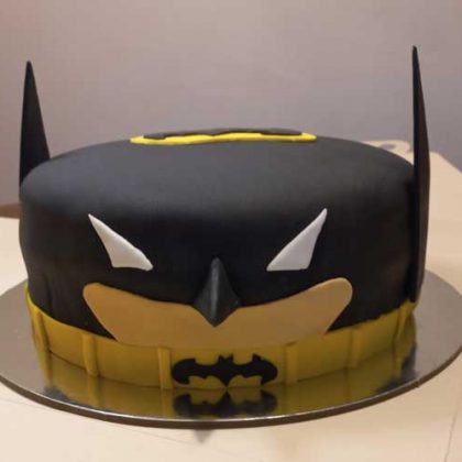 Torta Bizcocho de Durazno Manjar y Nuez Batman